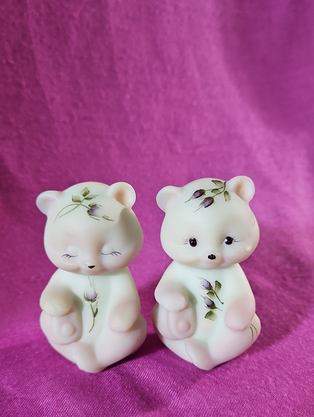Fenton Opal Satin Glass Bears Signed H. Cronin & T. Christopher (2001) Set of 2